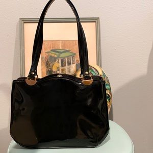Vintage// patent leather top handle purse